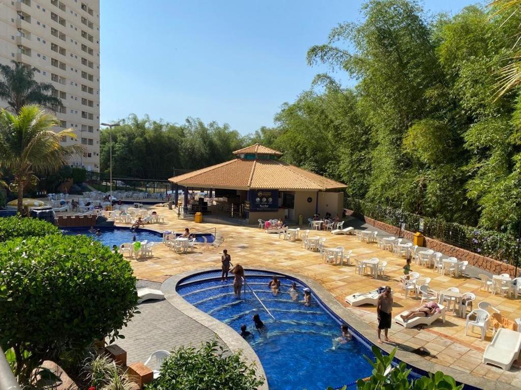 SUÍTE PARA ATÉ 4 PESSOAS EM GOLDEN DOLPHIN GRANDE HOTEL PISCINA 24h Caldas Novas Exterior foto